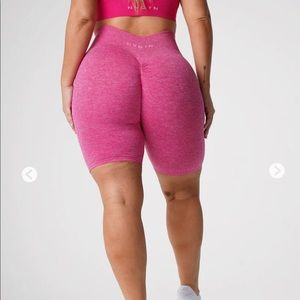 NVGTN Fuchsia Scrunch Seamless Shorts